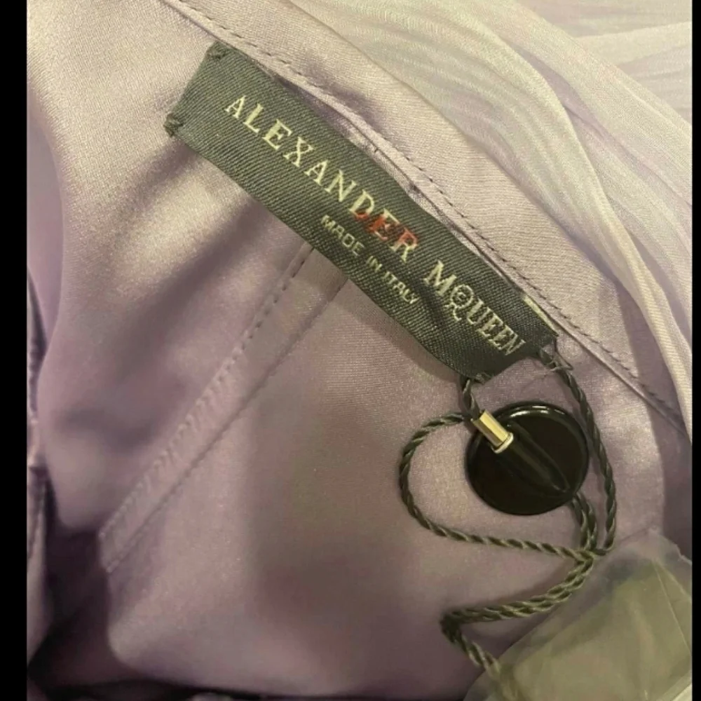 Alexander MQueen One Shoulder Silk Chiffon - Picture 15 of 16